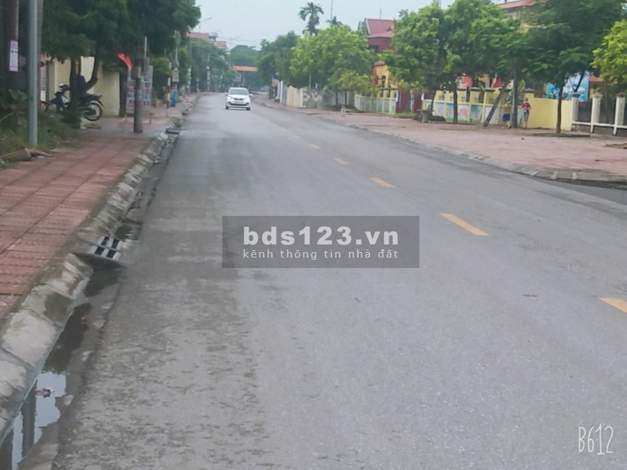 Bán đất thổ ở KDC Lĩnh Đông Phạm Thái Kinh Môn giá rẻ liên hệ Ngọc Anh, giá thoả thuận