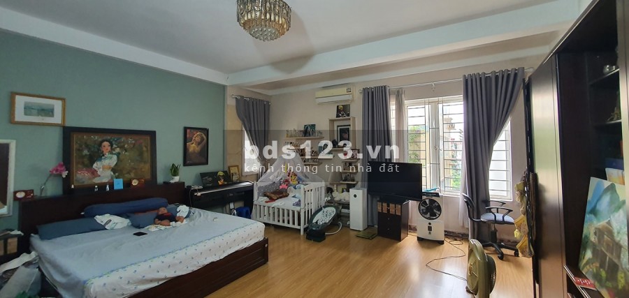 Bán nhà mặt phố Đại Cồ Việt, mt 6m, kinh doanh, dt 40m2, 5 tầng, giá 10.1 tỷ, lh 0987240775