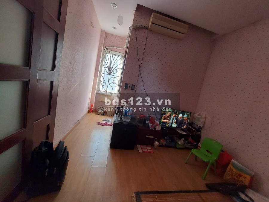Bán gấp nhà ngõ Quỳnh, gần phố sổ đỏ đẹp, nở hậu dtsd 46m2, giá 3.2 tỷ sổ đỏ chính chủ