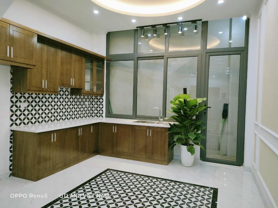 Bán nhà mặt ngõ phố Trung Kính Phân lô nhà đẹp dt 55m2, 5 tầng, giá 9 tỷ lh 0902224679