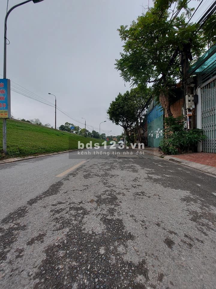 Đất biệt thự Bát Khối, Long Biên, ô tô tránh, 400m, rộng 16m, giá bán 26 tỷ, liên hệ 0904882258