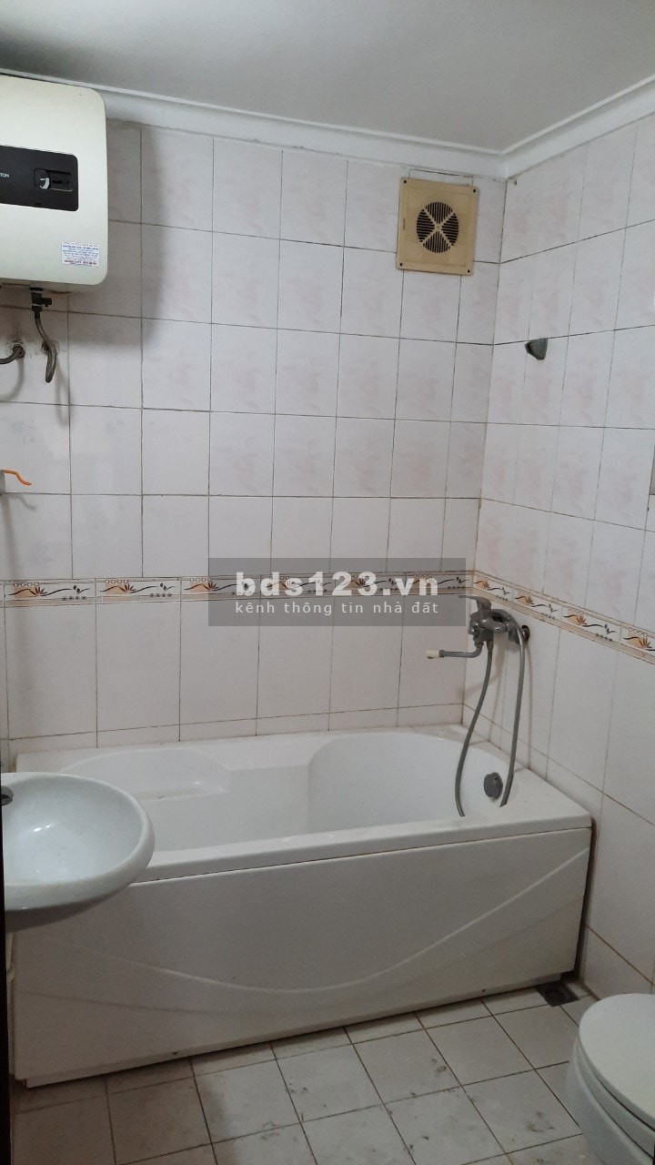 Nhà Quận Hai Bà Trưng, dt 65m2, mặt ngõ lô góc o tô đỗ cửa ngõ thông 4 tầng, giá 7x tỷ