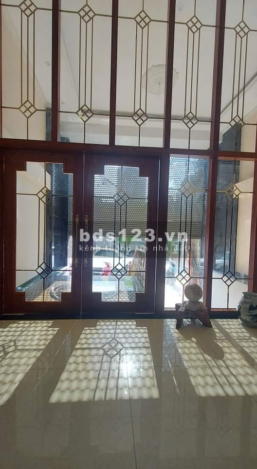 Bán nhà hồ Trúc Bạch 100% view hồ mặt tiền khủng, kinh doanh đỉnh giá đầu tư sinh lời