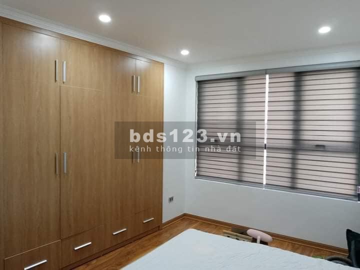 Bán nhà Hoàng Quốc Việt diện tích sử dụng 73m 7 tầng mặt tiền 6.6m chỉ 15 tỷ Cầu Giấy