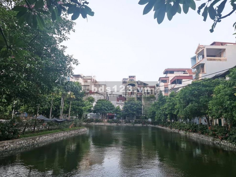 Bán nhà nguyên căn Quận Ba Đình hiếm diện tích 29m2, 4 tầng mt 3m, giá 3.3 tỷ, lh 0975513371