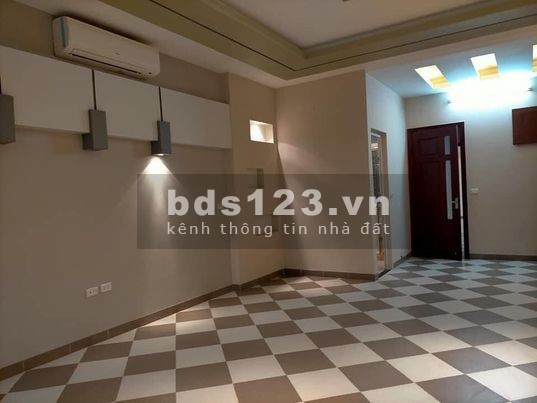 Bán nhà Nguyễn Văn Cừ, sau quy hoạch cực đẹp, diện tích 70m2, giá bán 5 tỷ, lh 0394831482