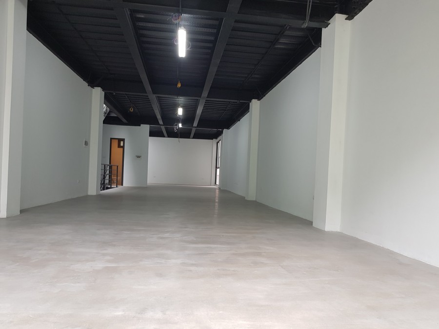 Bán nhà mặt phố vỉa hè kinh doanh trung tâm Quận Ba Đình giá cực tốt 186 triệu/m2