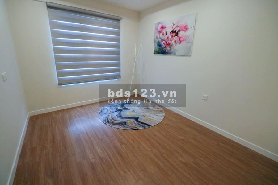 Tôi cần bán căn hộ 03PN, 125m2 view trực diện hồ tây giá cực tốt 5.4 tỷ tại kosmo tây hồ