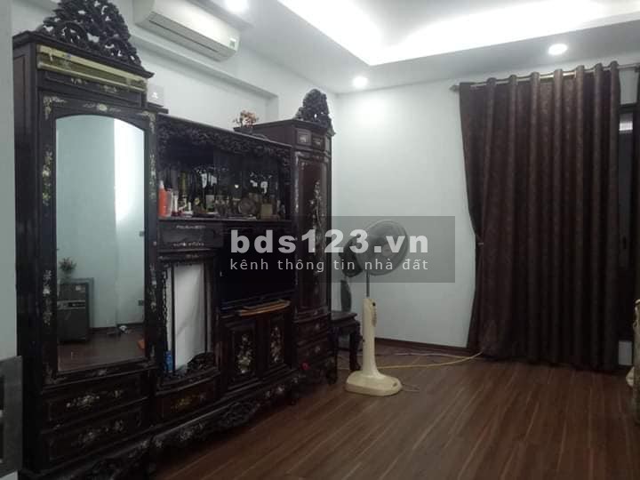 Bán nhan nhà đẹp Long Biên mùa dịch gần phố khu an sinh đỉnh dtsd 40m2 giá 3 tỷ hơn