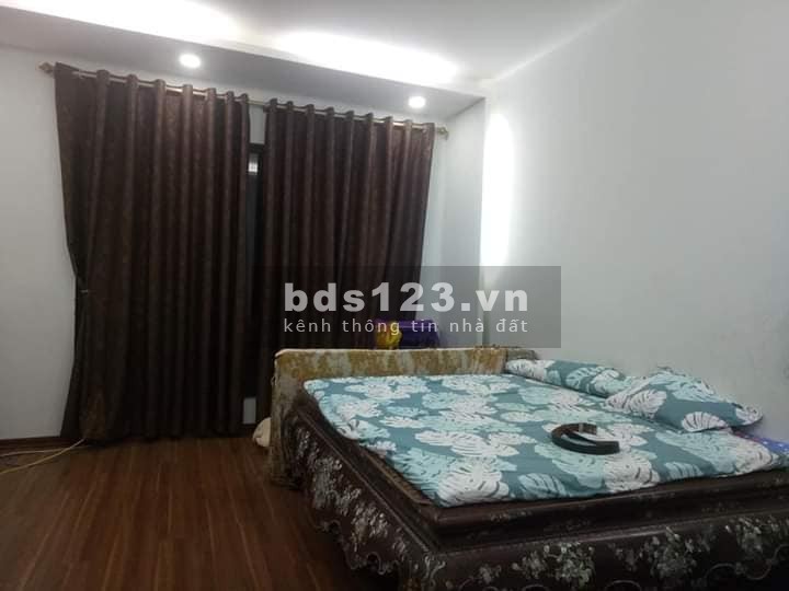 Bán nhan nhà đẹp Long Biên mùa dịch gần phố khu an sinh đỉnh dtsd 40m2 giá 3 tỷ hơn