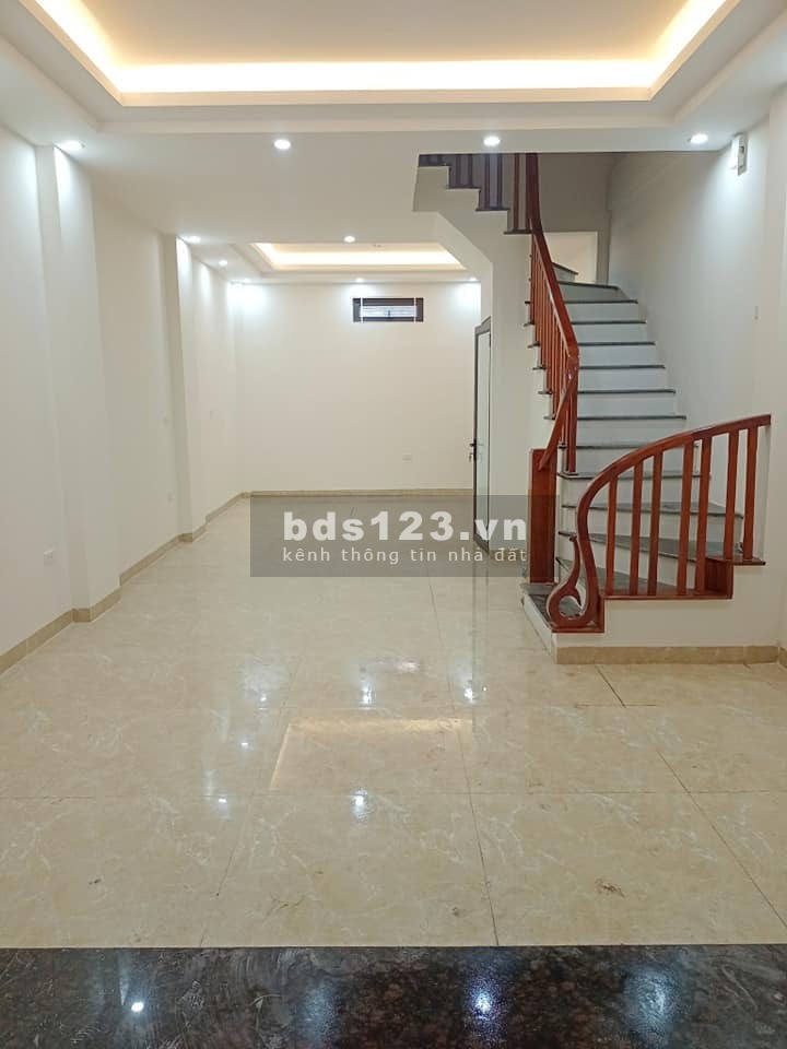 Bán nhà đường Triều Khúc Thanh Xuân, nhà đẹp, chỉ xách vali về ở, liên hệ 0368781929