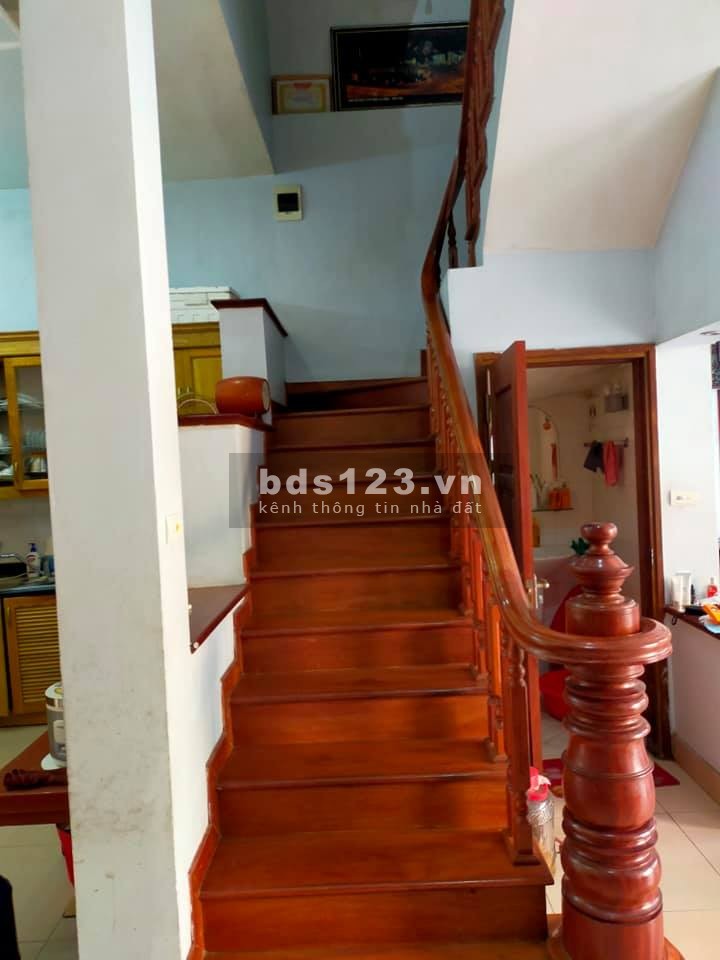 Bán nhà MN Bát Khối, Long Biên, cán bộ công chức tự xây, nội thất cao cấp, dt60m - 6.35 tỷ