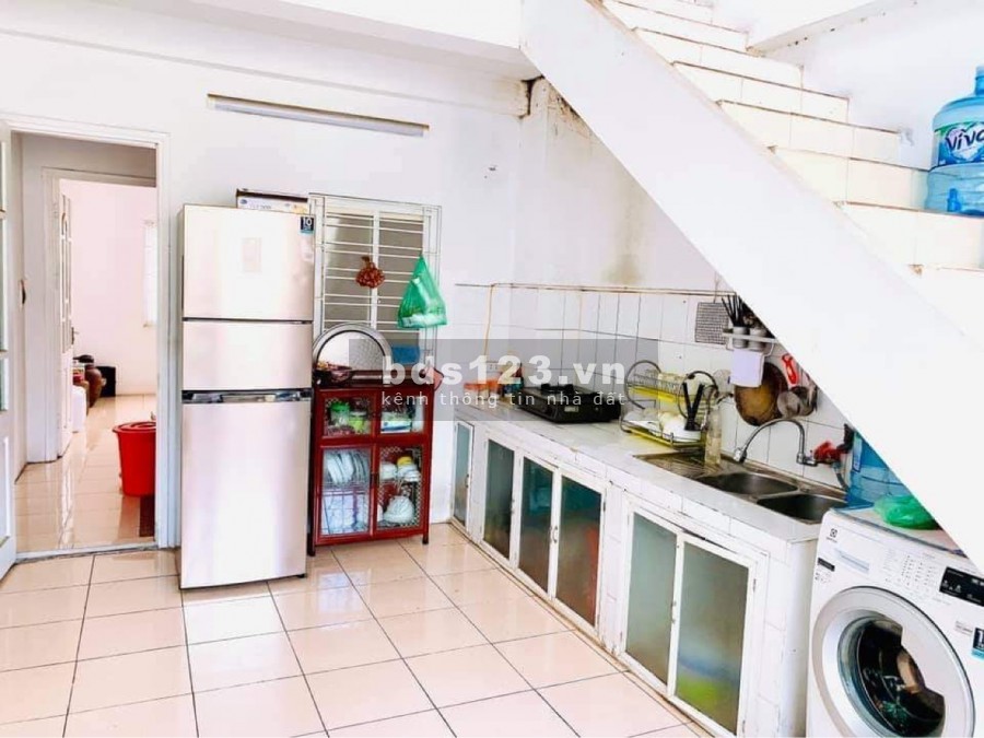 Nhà Cầu Giấy Thông Thoáng, Ngõ Thông, Oto Đỗ Cửa, Sổ Đỏ Phân Lô , Kinh Doanh Hái Ra Tiền