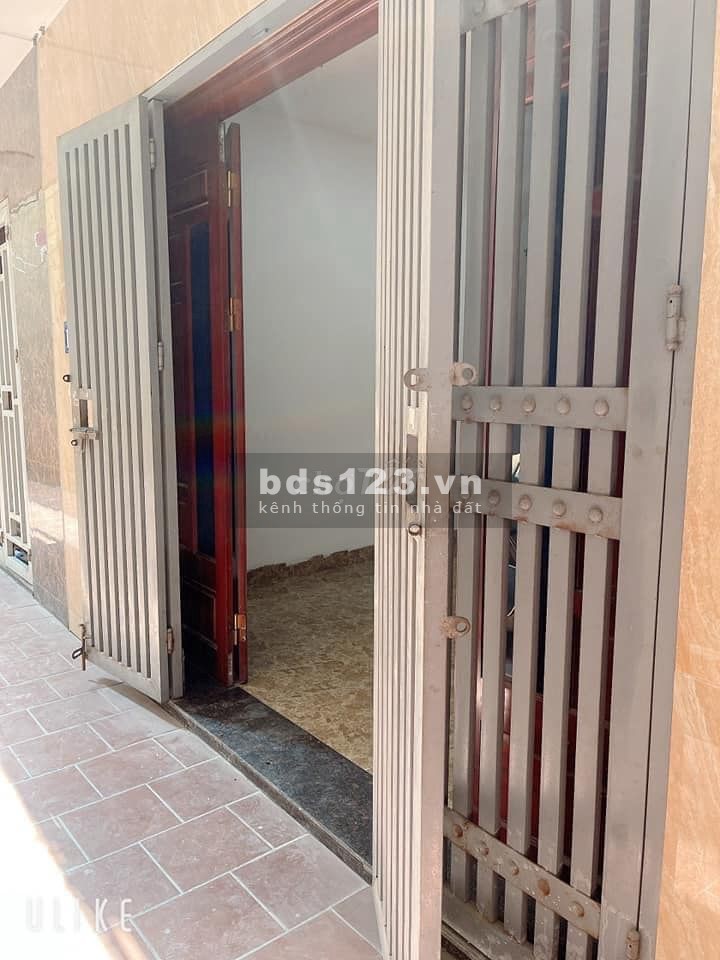 Hồ Tùng Mậu bán nhà nguyên căn diện tích 33m2, ngõ thoáng, gần ô ô, giá bán 4x tỷ