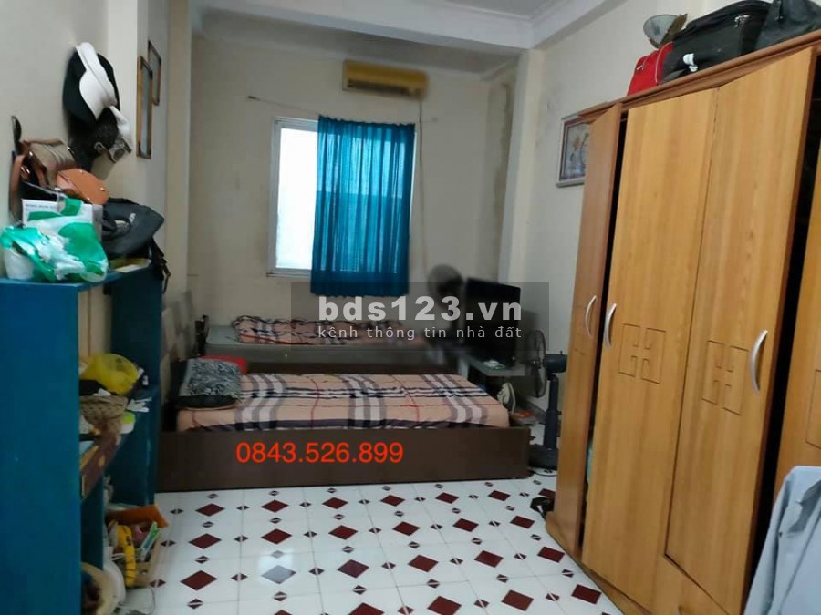 Bán nhà riêng Ngọc Thuỵ, gần phố ô tô đỗ cửa, thoáng mát, diện tích sử dụng 62m2 nhỉnh 3 tỷ