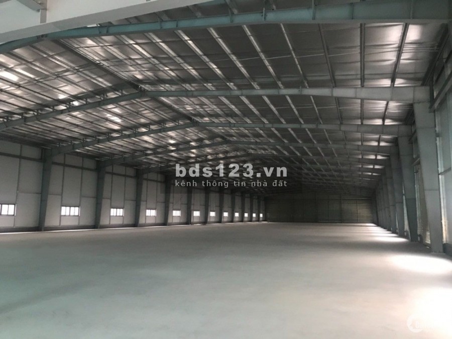 Cho thuê kho xưởng 2.700m2 kv 5.000m2 , Tỉnh Lộ 10, Đức Hòa Hạ, Long An, mới hết hợp đồng