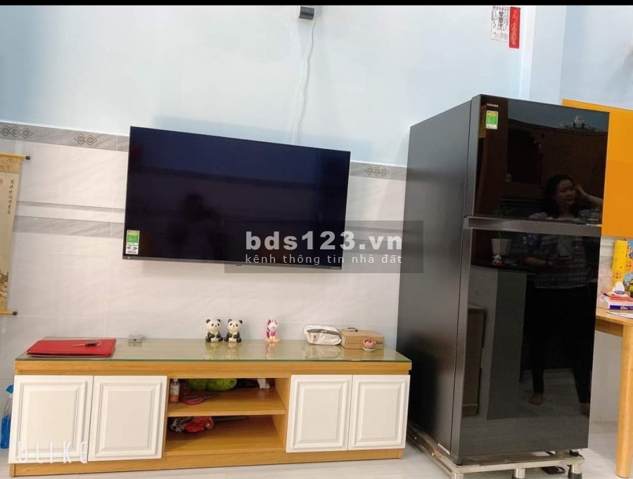 Bán nhà Mã Lò, Bình Tân, đúc kiên cố 2 lầu, giá bán 3.6 tỷ, sổ vuông vức, liên hệ 0328977044