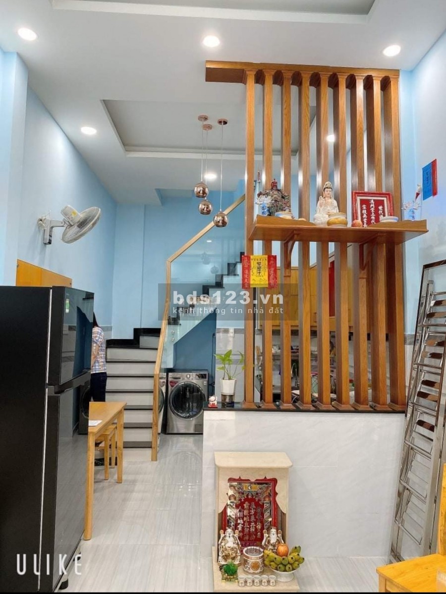 Bán nhà Mã Lò, Bình Tân, đúc kiên cố 2 lầu, giá bán 3.6 tỷ, sổ vuông vức, liên hệ 0328977044