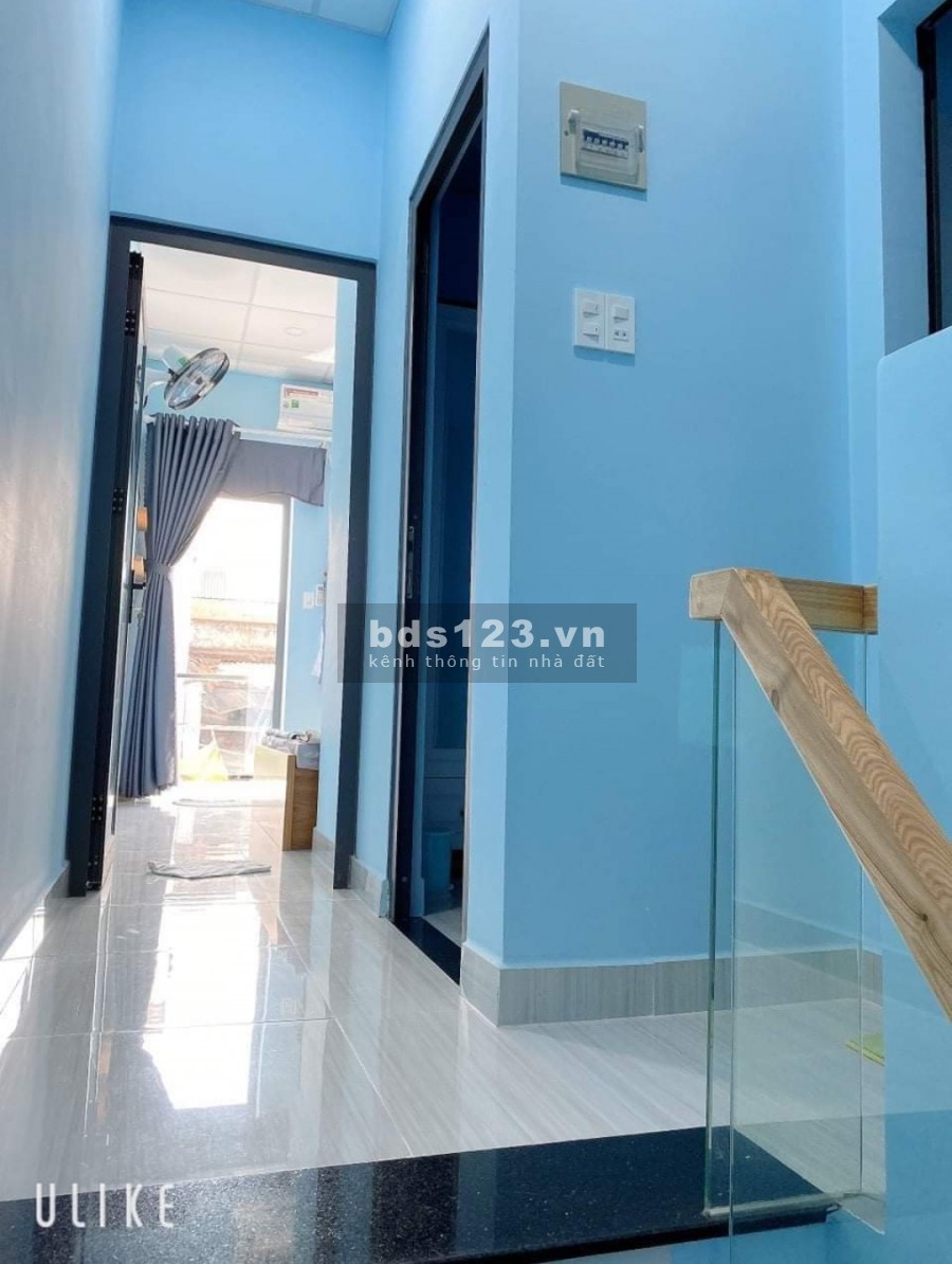 Bán nhà Mã Lò, Bình Tân, đúc kiên cố 2 lầu, giá bán 3.6 tỷ, sổ vuông vức, liên hệ 0328977044