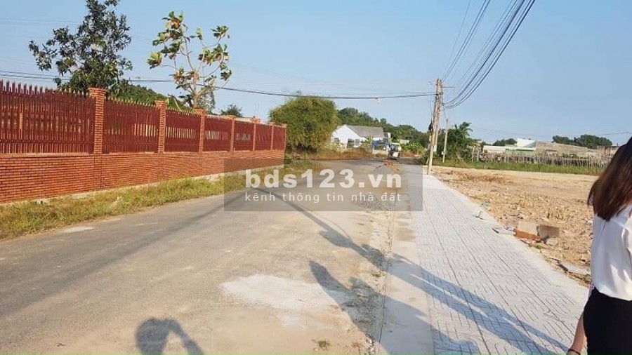 Bán đất biệt thự vườn diện tích 584m2 thị xã Phú Mỹ, view hồ Marina Châu Pha