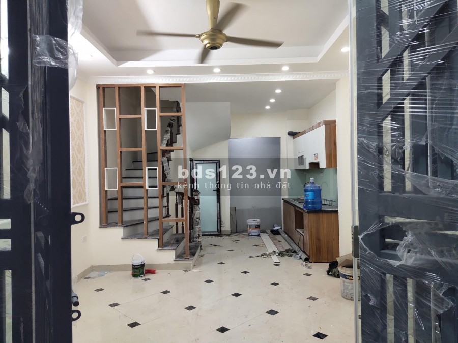 Chính chủ bán nhà siêu rẻ, nhà mới, Quận Hà Đông dt 45m2, 4 tầng, giá chỉ 2,3 tỷ