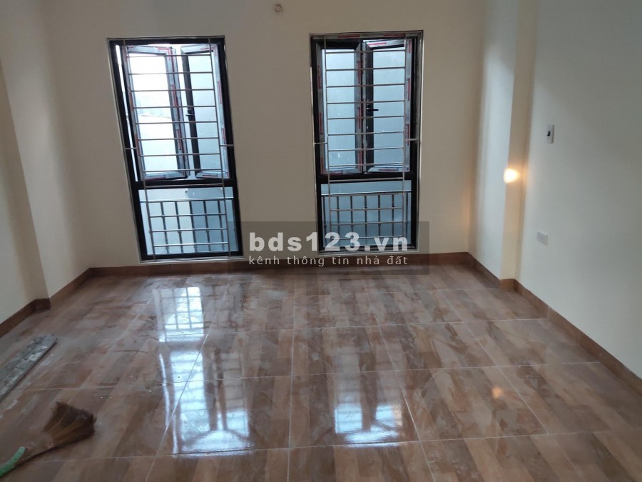 Chính chủ bán nhà siêu rẻ, nhà mới, Quận Hà Đông dt 45m2, 4 tầng, giá chỉ 2,3 tỷ