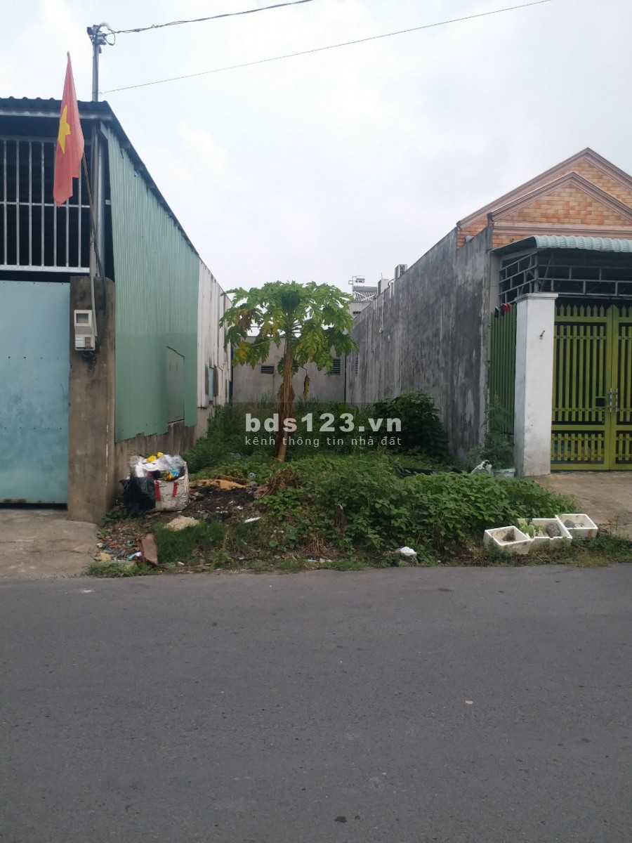 Bán Đất MT Đường Nguyễn Văn Tỏ, Phường Long Bình Tân. DT 105m2. Gía 1.25 Tỷ