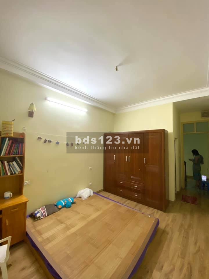 Bán nhà Nguyễn Văn Trổi gần khu việt kiều châu âu gần hồ cực thoáng mát dt 35m2 giá 3,05 tỷ