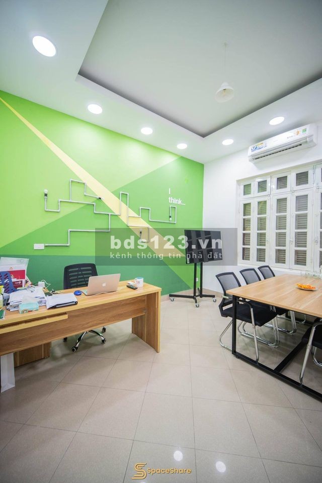 Cho thuê văn phòng nhỏ tại Hà Nội Đỗ Quang Trung Hoà có ban công lh 083.309.6989
