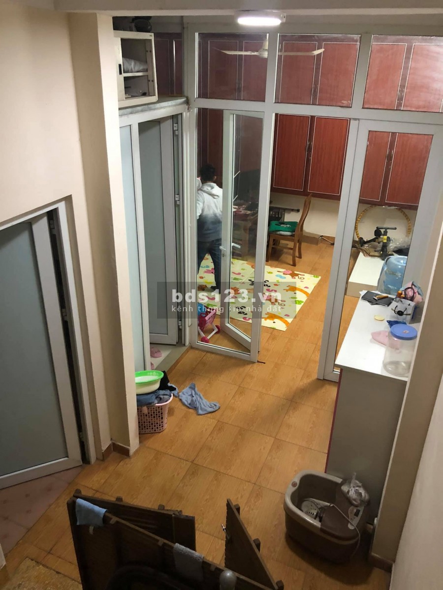 Bán nhà. Quận Hai Bà Trưng, diện tích sử dụng 83m2, mặt ngõ phố Kim Ngưu, 4 tầng, giá 6 tỷ