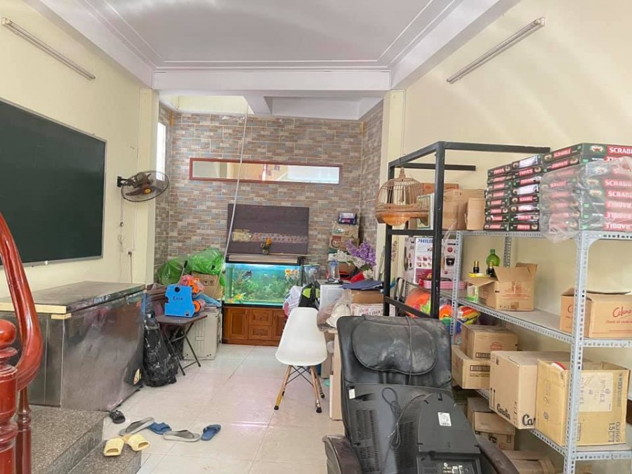 Bán nhà Trần Thái Tông Cầu Giấy giá rẻ ô tô qua nhà KD 61Mx5T giá 7 tỷ 0902224679