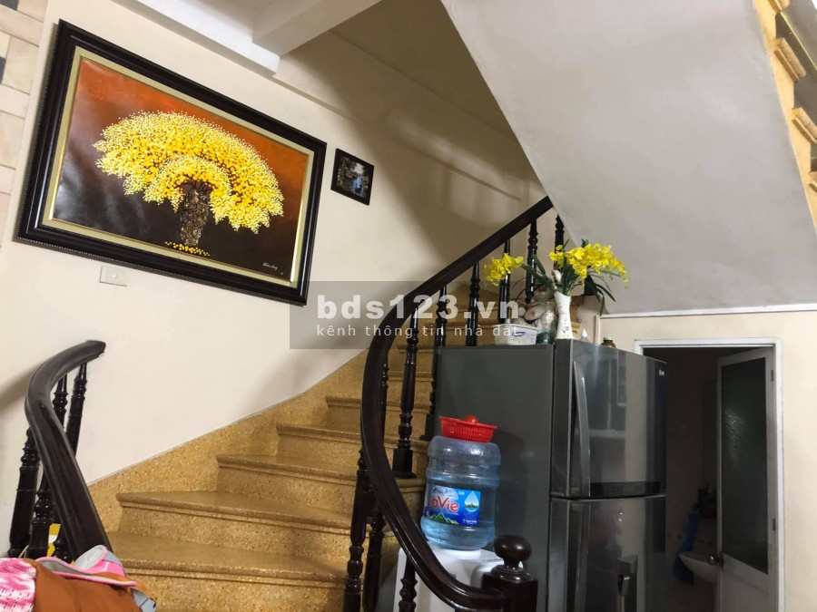 Bán nhà. Quận Hai Bà Trưng, diện tích sử dụng 83m2, mặt ngõ phố Kim Ngưu, 4 tầng, giá 6 tỷ