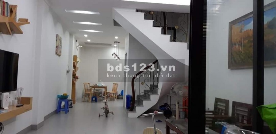 Bán Nhà Mỹ Đình, Lô Góc, Ô tô qua nhà, 55 m2, 4 tầng, nhỉnh 6 tỷ
