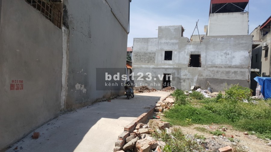 Bán đất pháp lí chính chủ Vĩnh Quỳnh 2 mặt thoáng ô tô vào nhà dt 46m2, giá 1 tỷ hơn