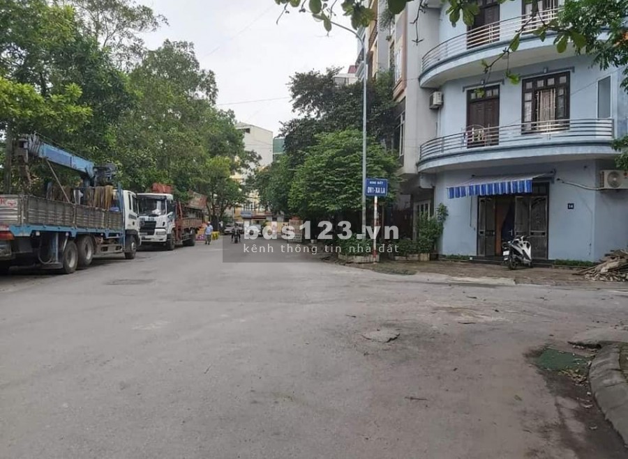 Bán Nhà Phân lô khu đô thị XaLa, dtsd 50m2 đúc 5 tầng, ô tô tránh nhau, vỉa hè rộng