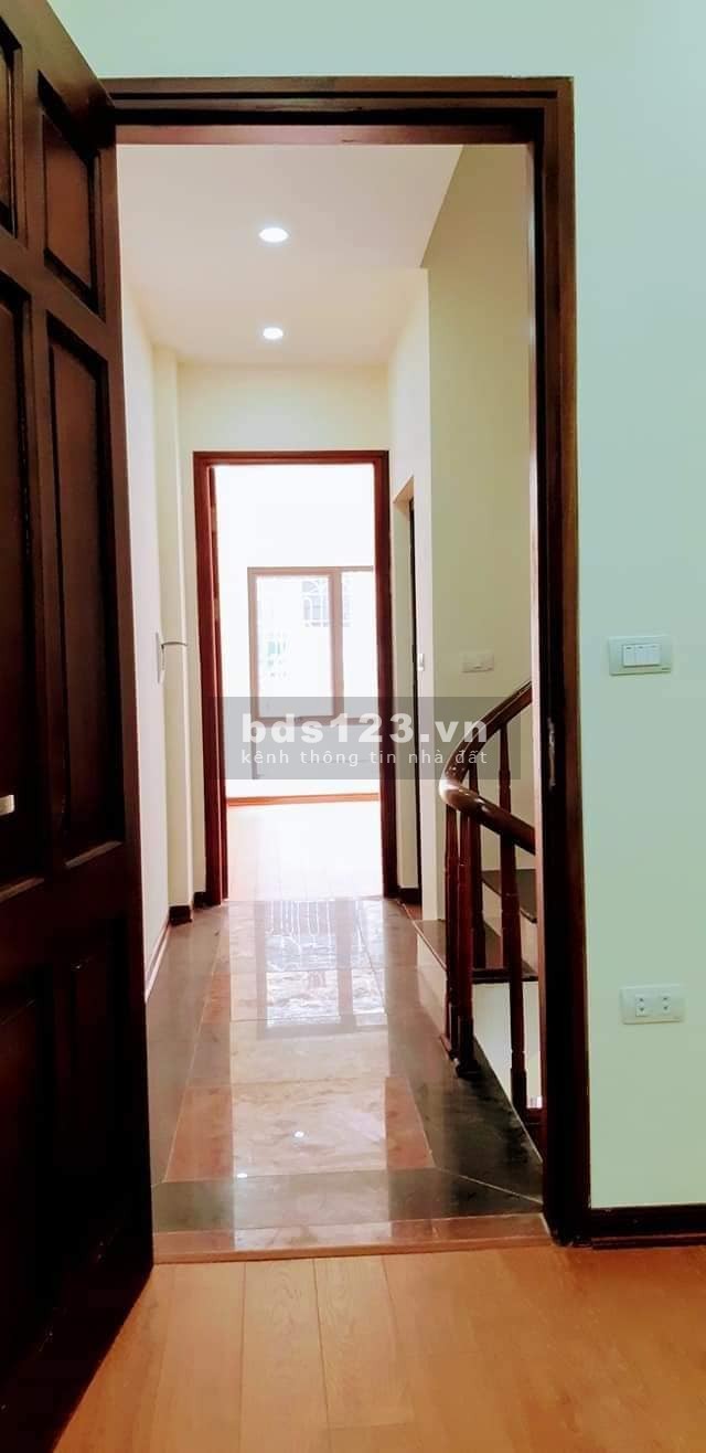 Nhà cực đẹp Mỹ Đình, ô tô 15m đúc kiên cố 5 tầng, diện tích sử dụng 35m2, giá chỉ 2.9 tỷ