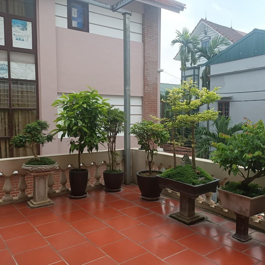 Bán biệt thự An Dương Vương Quận Tây Hồ, đúc kiên cố, giá 16 tỷ, thương lượng nhanh