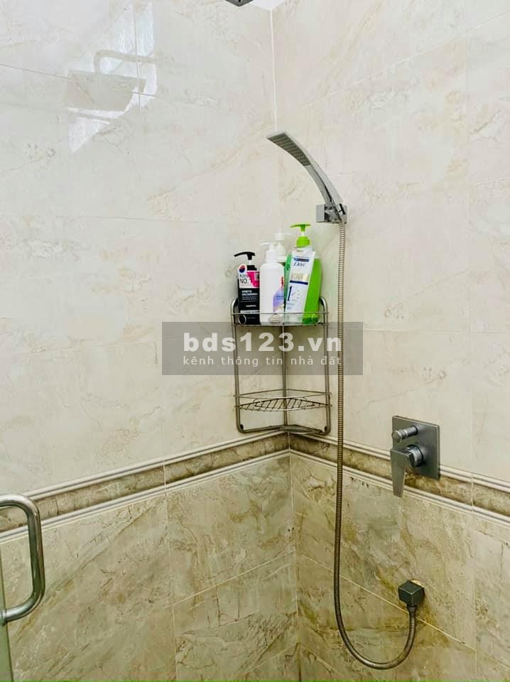 Sát MT Nguyễn Văn Đậu, hẻm xe hơi, ở hoặc kinh doanh, diện tích 41m2, 4 tầng, giá 6.3 tỷ TL