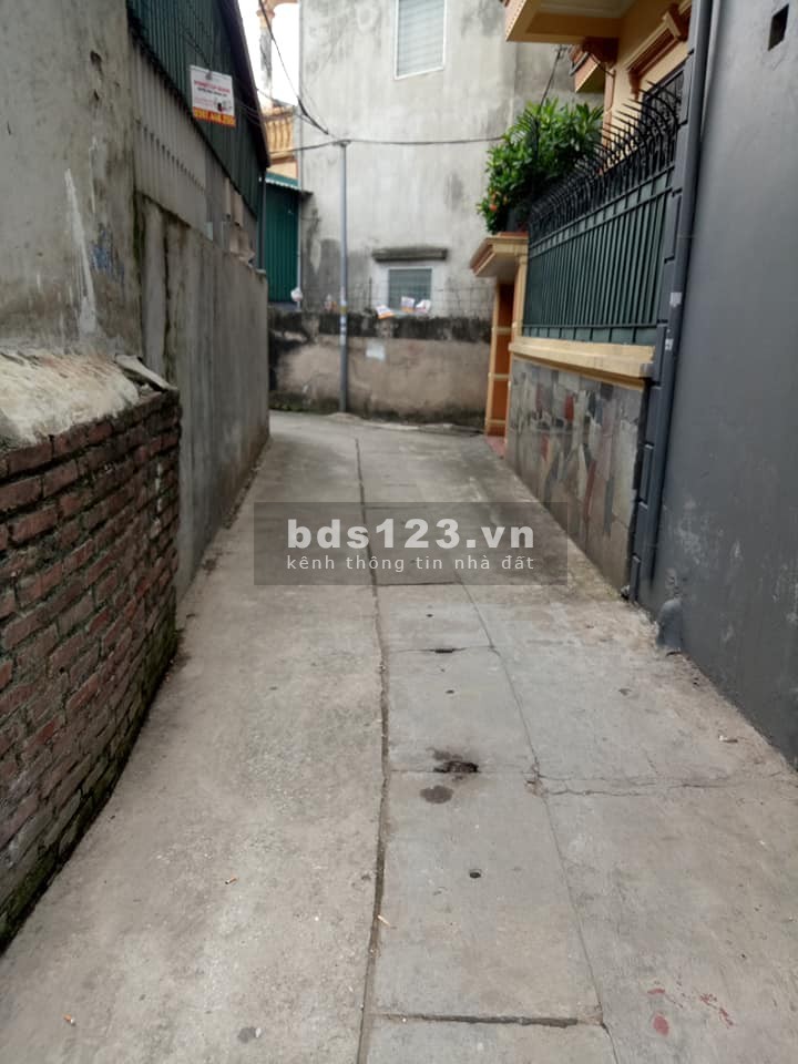Cần bán nhà nguyên căn chính chủ dt 40m2, giá 2 tỷ thương lượng, phố Giáp Nhị Quận Hoàng Mai