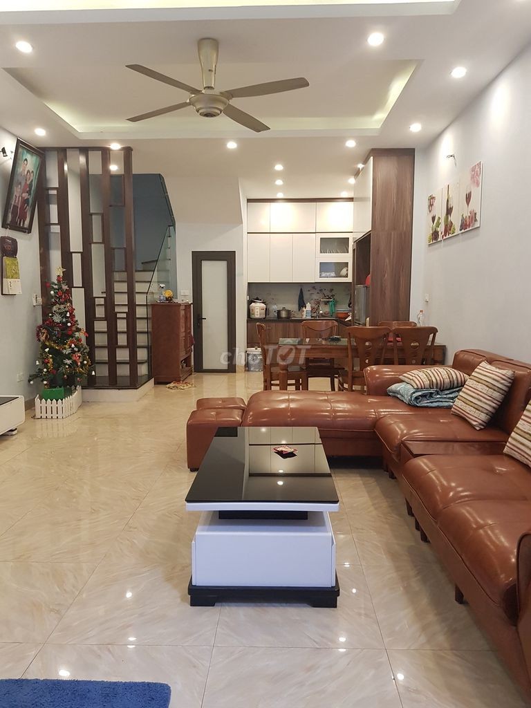 Chính chủ bán nhà 4 tầng diện tích 50m2 phường Cổ Nhuế 1, Quận Bắc Từ Liêm, Hà Nội
