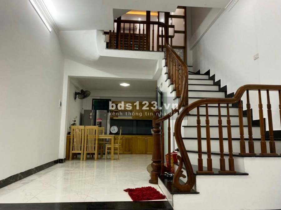 Siêu phẩm nhà Thanh Trì diện tích 40m2 đúc 4 tầng giá chỉ 2.5 tỷ, liên hệ 0886644228