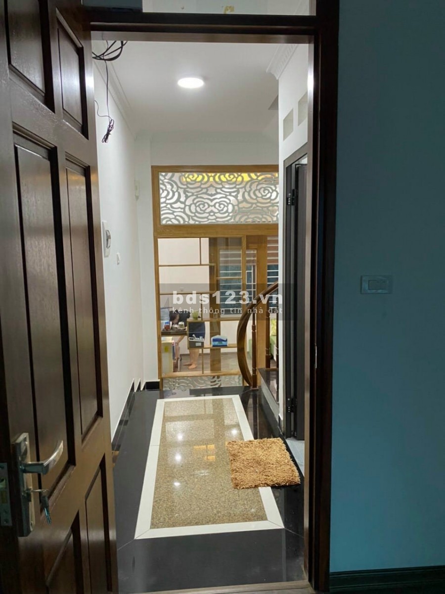 Siêu phẩm nhà Thanh Trì diện tích 40m2 đúc 4 tầng giá chỉ 2.5 tỷ, liên hệ 0886644228