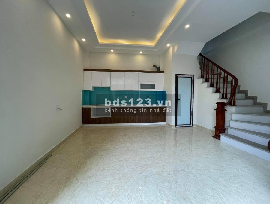 Chính chủ cần bán nhà nguyên căn Vĩnh Quỳnh Thanh Trì, mt 6m, 4 tầng, giá chưa đền 2 tỷ
