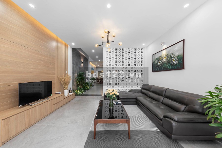 Chỉ 5 tỷ 7 sở hữu nhà đẹp giá tốt Xô Viết Nghệ Tĩnh ngay trung tâm Bình Thạnh