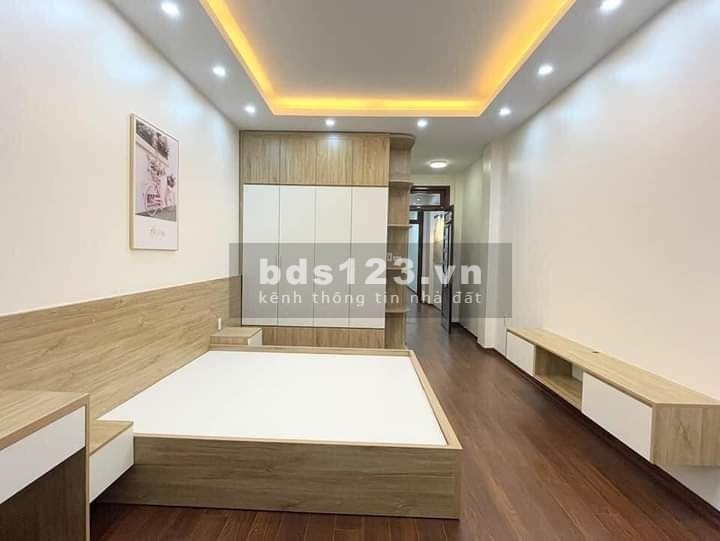 Phân lô Đường Bưởi Quận Cầu Giấy ô tô tránh đúc bê tông 7 tầng thang máy giá 12.5 tỷ