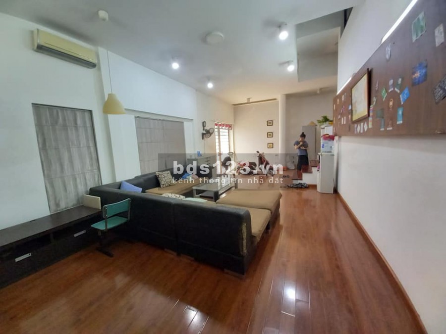 Bán nhà 5 tầng Cổ Nhuế, 54m2, 3.7 tỷ, ngõ nông ô tô chạy, tiện ích ngập tràn