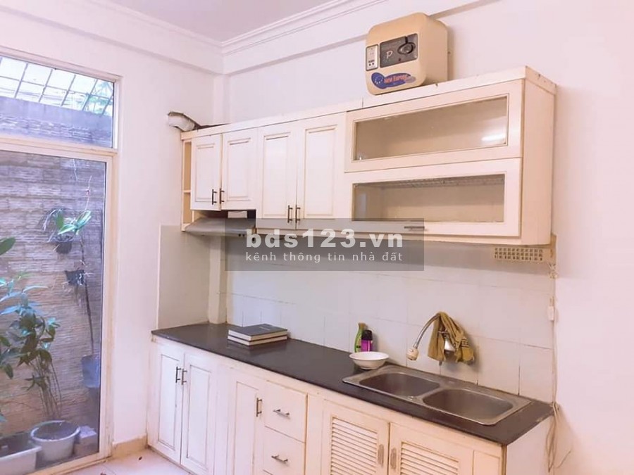 Bán Nhà Bồ Đề ngõ 3 gác thông vào ở ngay diên tích sử dụng 35m2, giá bán 2.5 tỷ