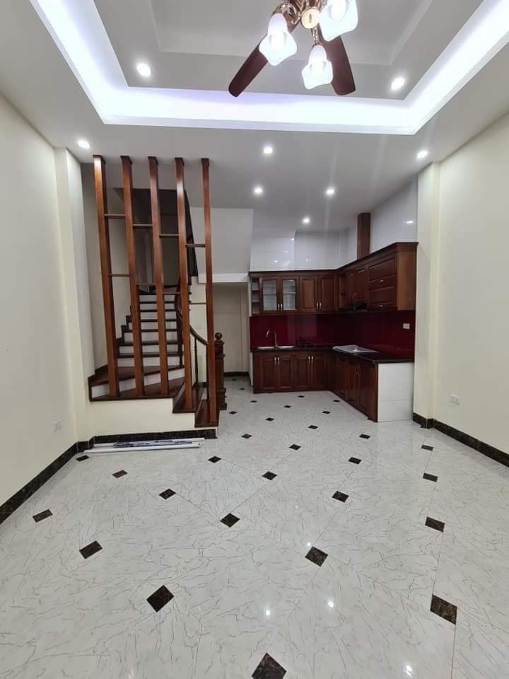 Bán nhà khu Tái định cư Thượng Thanh, Gara, vỉa hè, dân trí cao, an sinh đỉnh, nhỉnh 4 tỷ