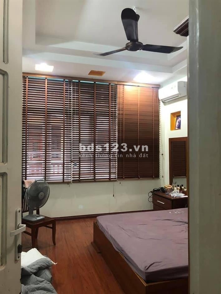 Bán nhà Kiến Hưng, kinh doanh, lô góc, giá bán 3.6 tỷ dt 60m2, giảm sốc, lh: 0977690119