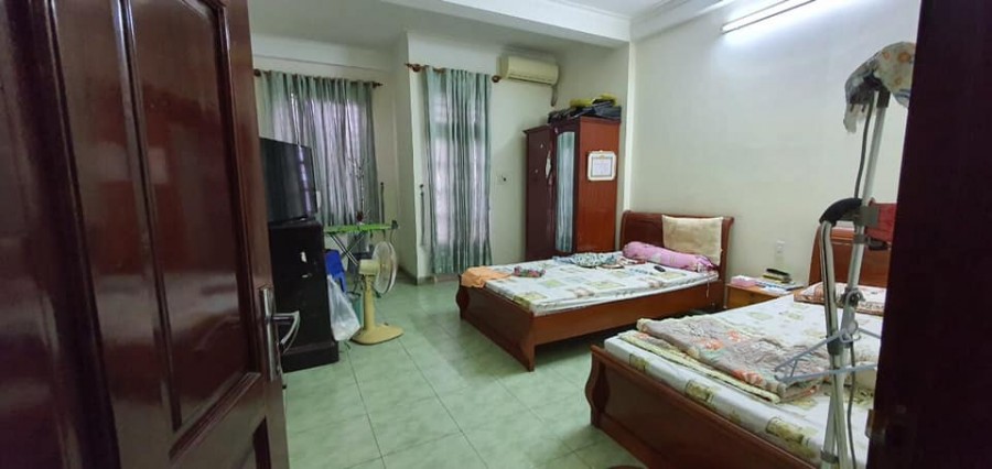 Bán nhà chính chủ hẻm xe hơi 2 xẹt đường Ung Văn Khiêm, diện tích 68m2, 3 Tầng Chỉ 14,7 Tỷ